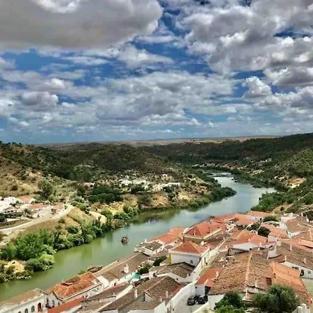 펜션 Casa Tranquila Barrada 알쿠팀